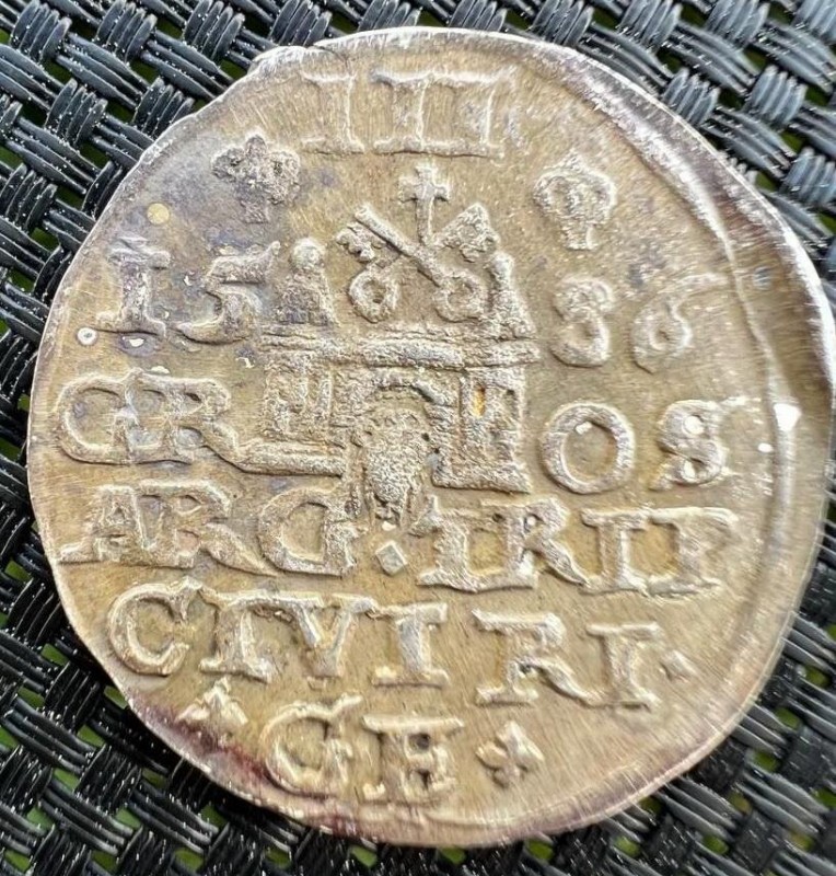 4.jpg.982e0f36cc2a9e11fd1673c9c8bd80d8.jpg