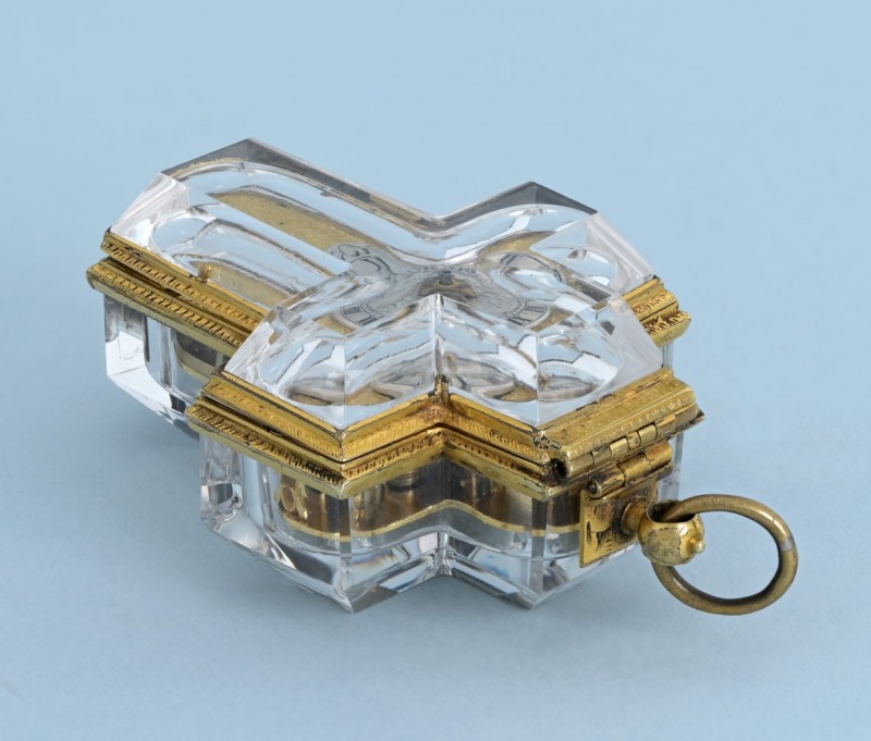 w11201f.jpg